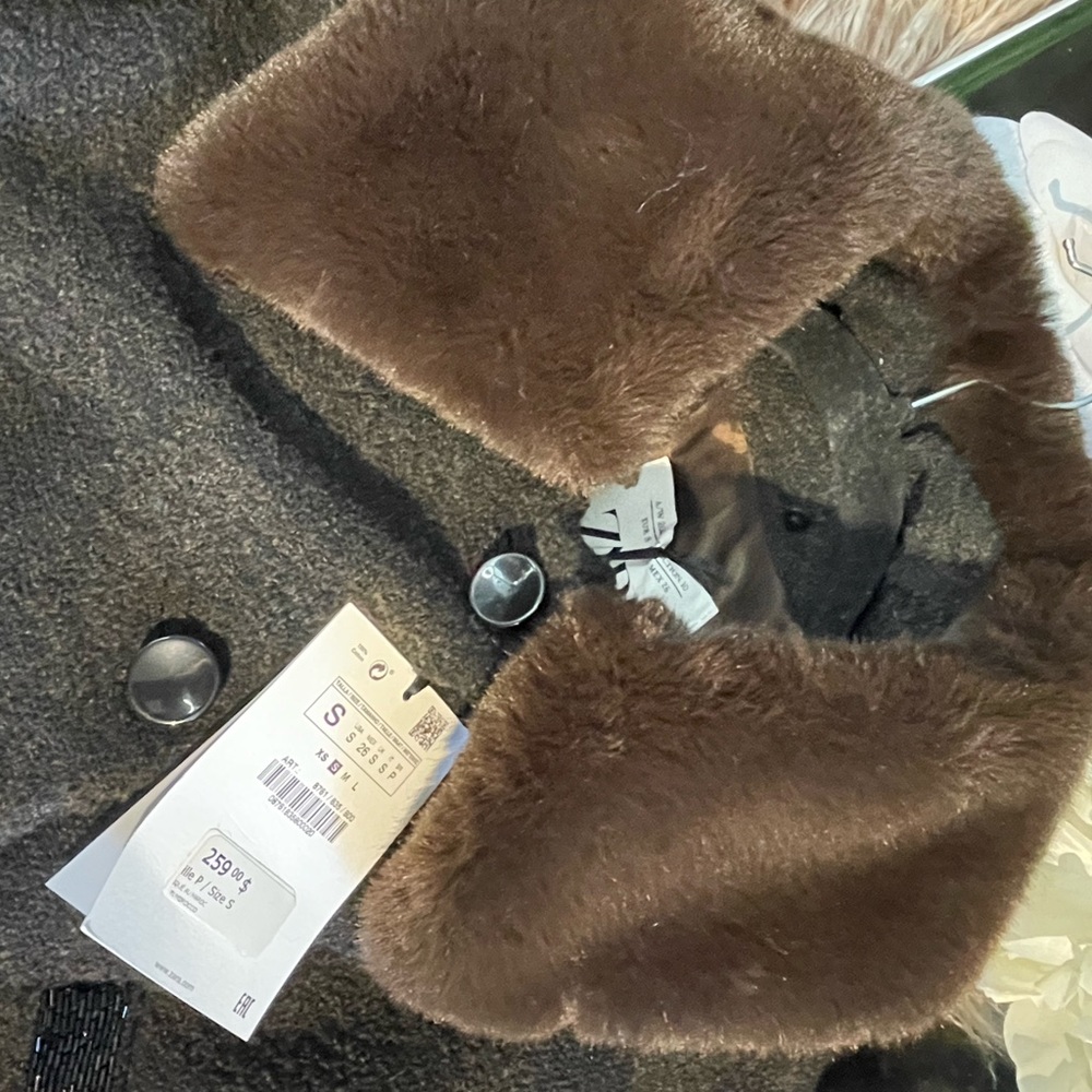 Zara Cropped Jacket - Limited Edition - Picture 3 of 10